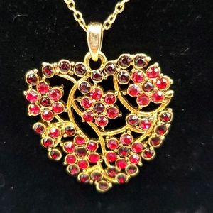 Victorian Trading Company Pendant